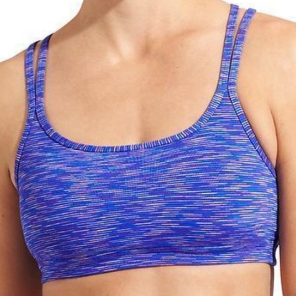 Athleta Full Focus Cross Back Sports Bra